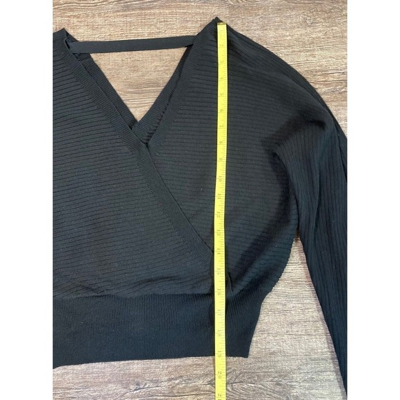 NWT Planet Gold Black Beauty Open V Neck Ribbed Blouse Top Size Small - Picture 3 of 7